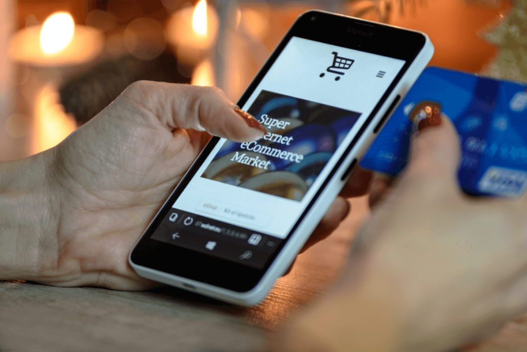 Încă mergi în magazin pentru cumpărături? Top 3 produse pe care le cumperi mai avantajos online!