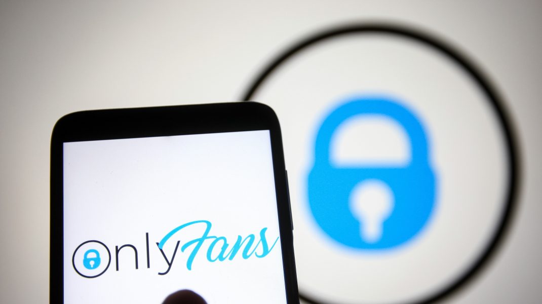 OnlyFans a pierdut lupta cu Fiscul din Marea Britanie. Platforma trebuie să achite TVA pentru perioada 2017 – 2020