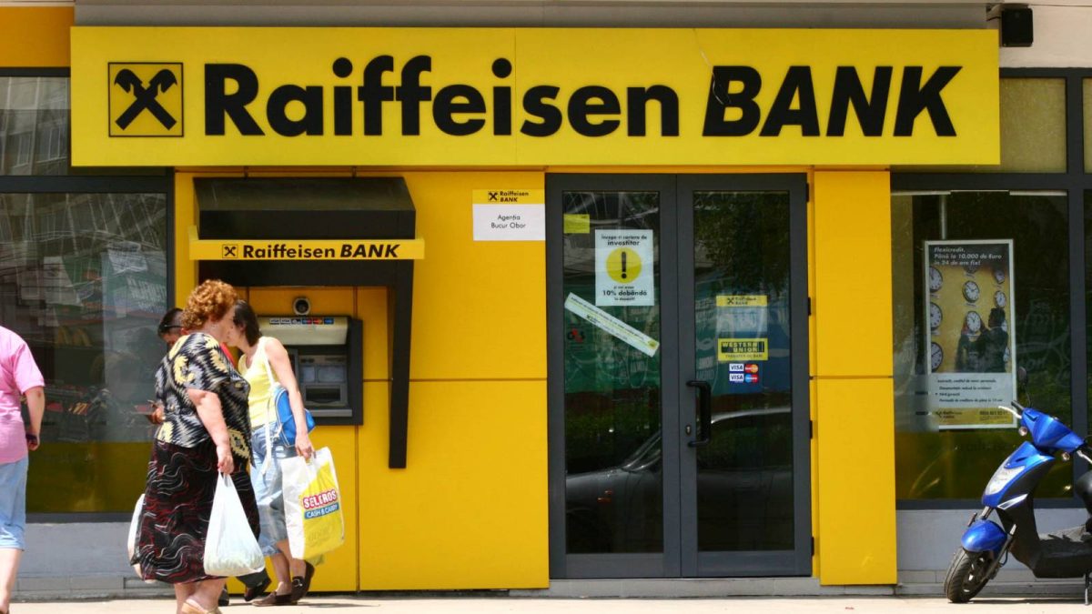 Ucraina a inclus Raiffeisen Bank pe lista sponsorilor internaționali ai războiului