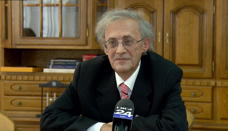 Verdictul fostului președinte al Colegiului Medicilor din România, Vasile Astărăstoae, în scandalul reimplantării stimulatoarelor cardiace