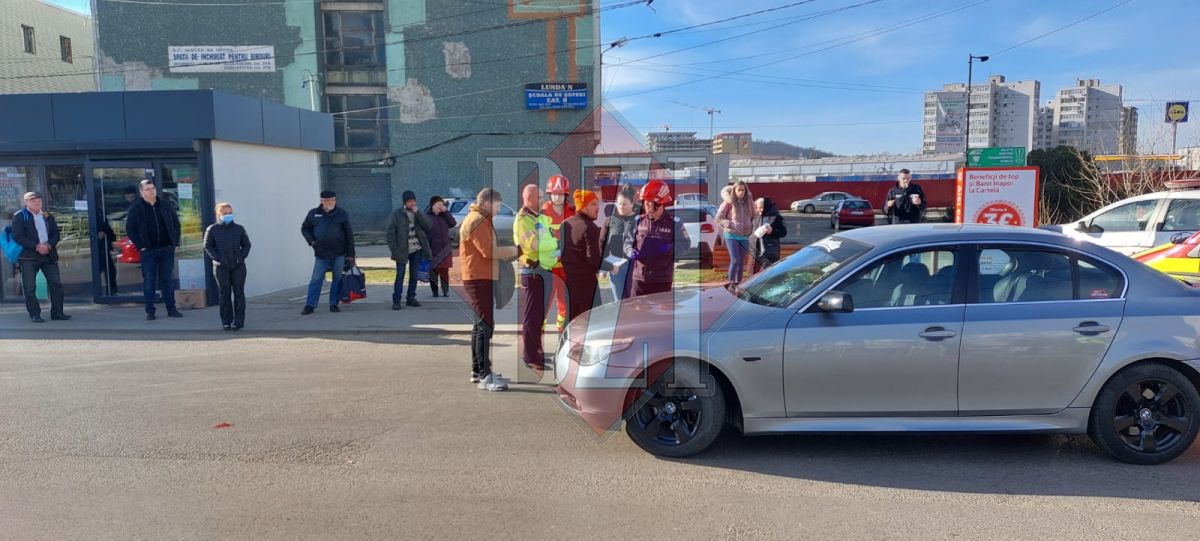Accident rutier în Ţesătura. O fată a fost lovită de un autoturism – EXCLUSIV, FOTO