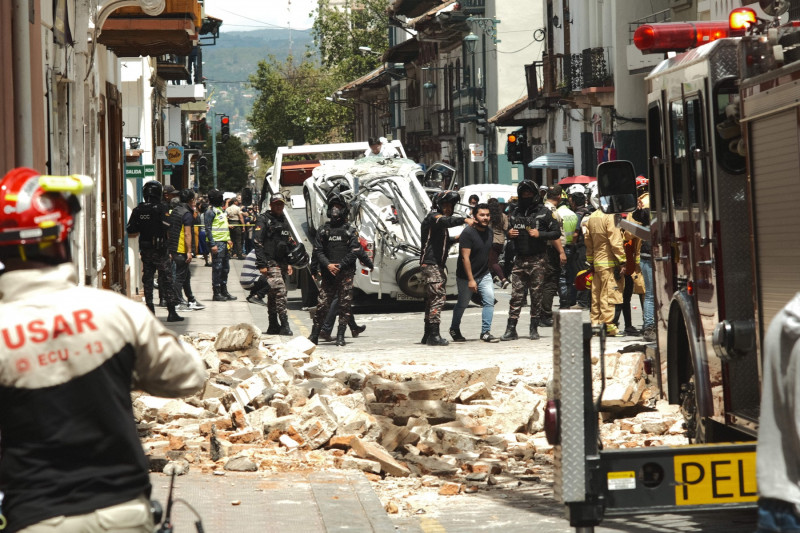 Cutremur de 6,8 grade în Ecuador. Peste 16 oameni au murit, iar 380 au fost răniți – FOTO, VIDEO