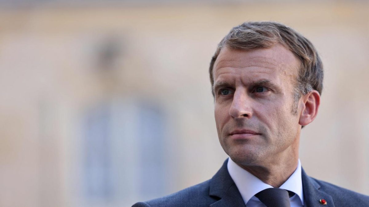 Prima moțiune de cenzură împotriva guvernului francez a picat cu 9 voturi