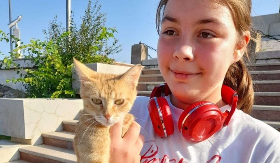 O fetiţă în vârstă de 14 ani a dispărut de trei zile de acasă. A vrut să refacă un traseu din cărţile „Pisicile Războinice”