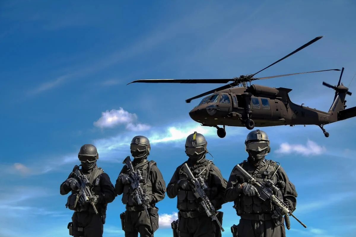 Polonia intenționează să dubleze numărul de soldați și să achiziționeze o cantitate impresionantă de tancuri și armament