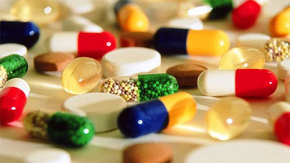 Cel puțin 3.000 de medicamente ieftine au dispărut de pe piața din România. Producătorii spun că guvernul e de vină