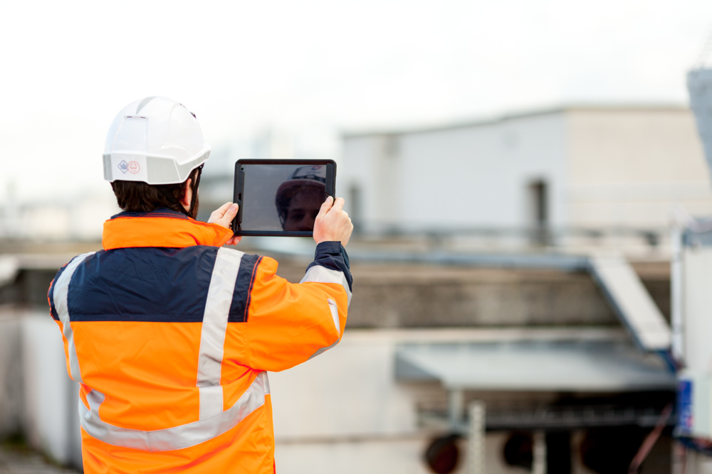 Servicii de urmărire a comportării construcțiilor în timp prin soluții digitale performante – pentru dezvoltatorii și gestionarii de infrastructură din Iași și proximitate