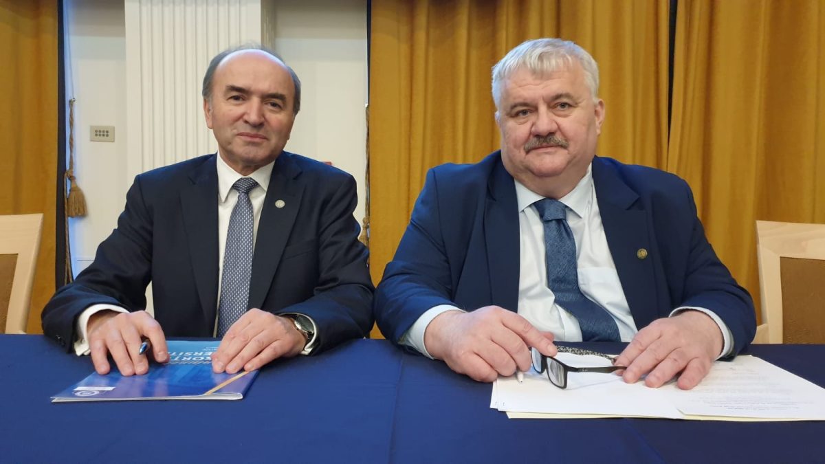 UAIC Iaşi reînfiinţează specializarea „Teologie ortodoxă”, la Chişinău