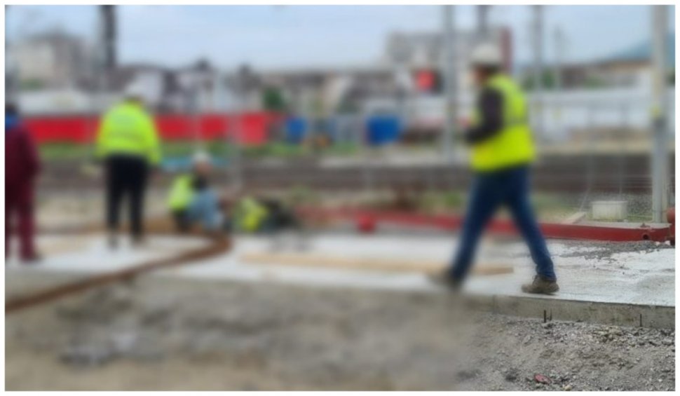 Accident de muncă mortal, în Gara Deva! Brațul unei betoniere s-a rupt și a căzut peste un muncitor