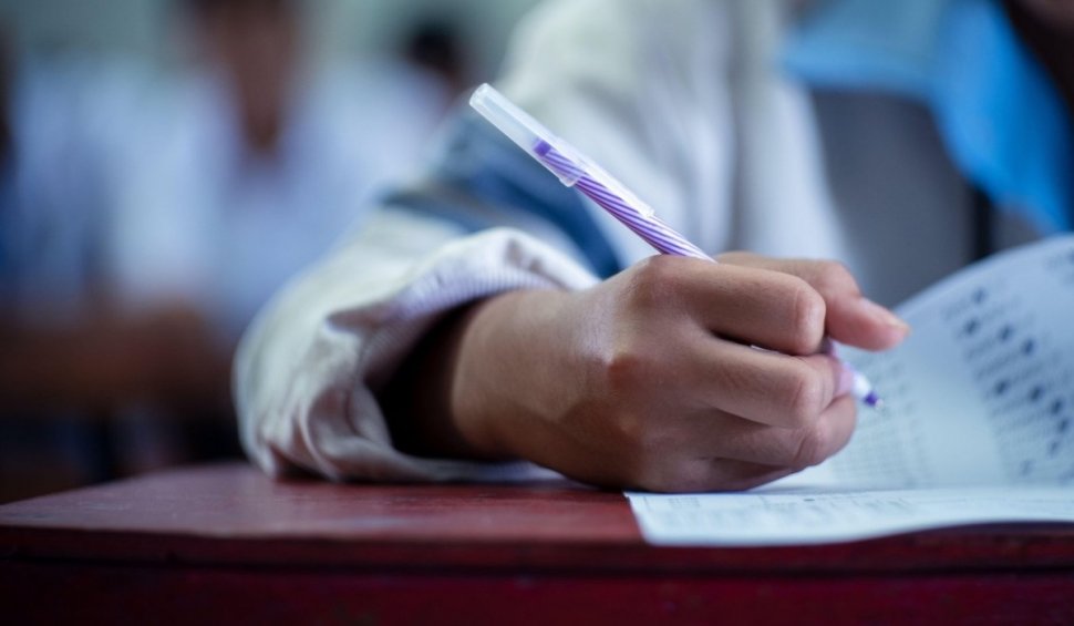 Sindicatele avertizează: Există riscul ca Evaluarea Naţională şi Bacalaureatul să fie blocate