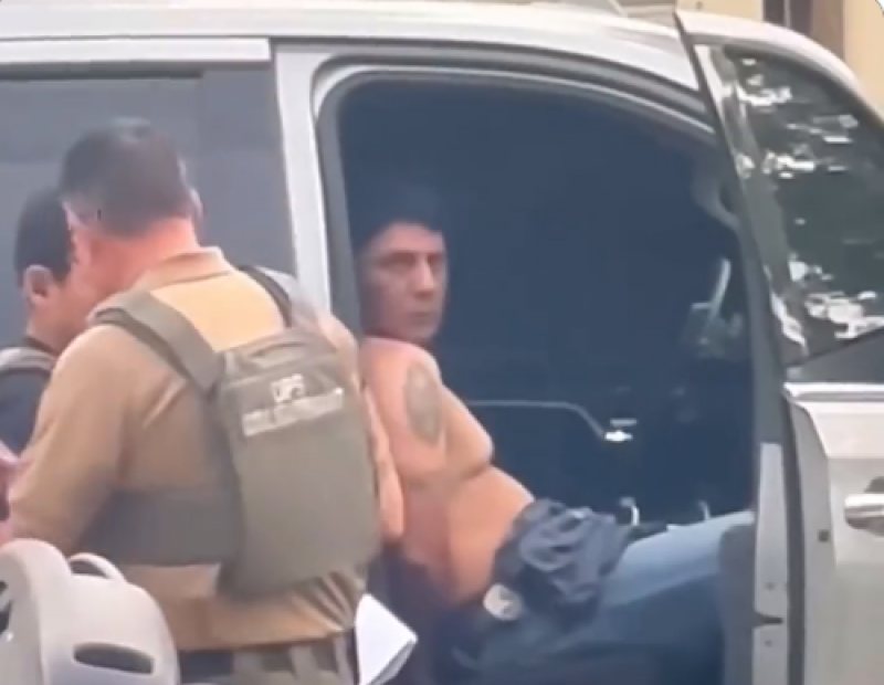 Bărbatul suspectat că a ucis cinci persoane a fost prins după zile întregi de vânătoare. Unde se ascundea de fapt acesta – VIDEO