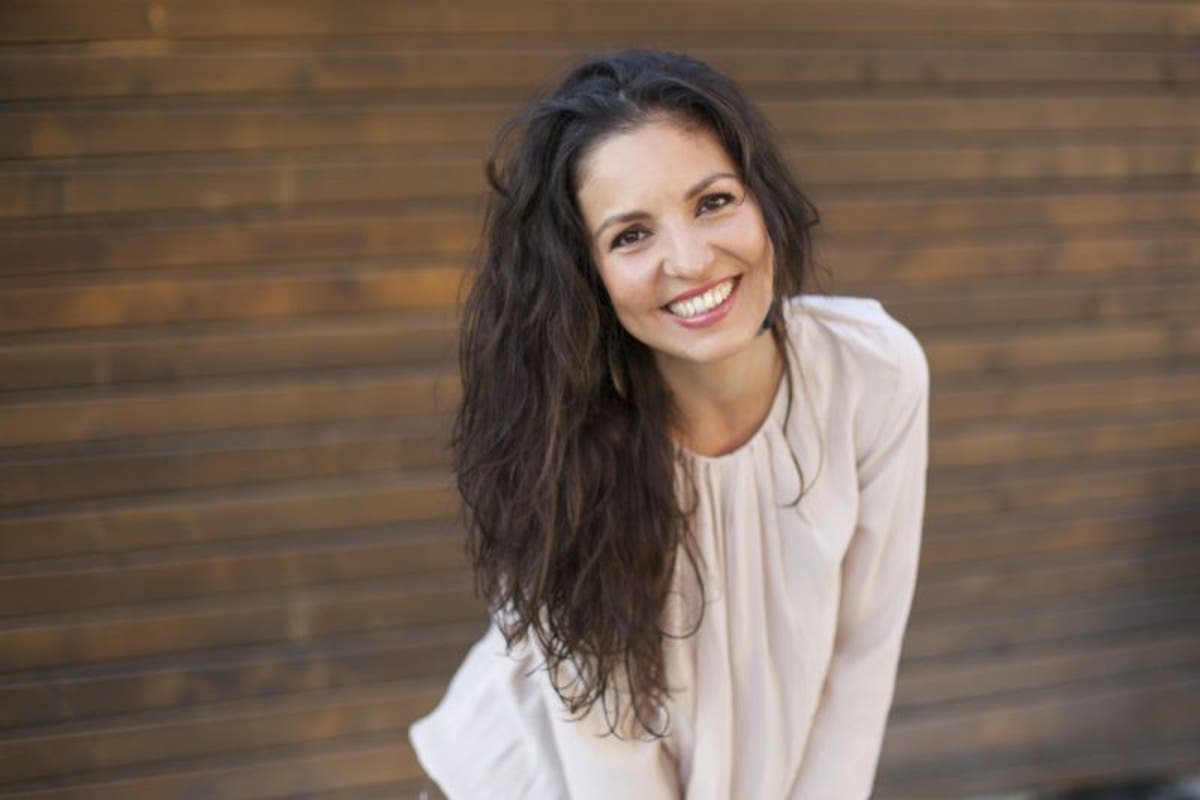 Cristina Joia își crește singură copilul, după ce a divorțat în mare secret. Cum se descurcă vedeta în ipostaza de mamă