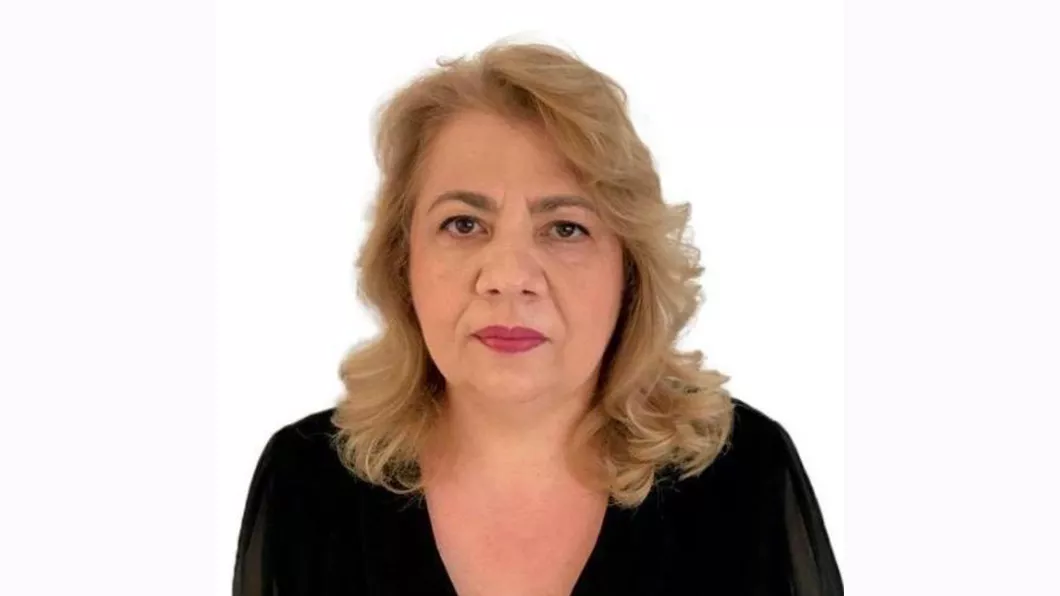 Începe procesul Elenei Motaș, consilier în cadrul Prefecturii Iași pe problemele romilor, trimisă în judecată într-un dosar de pornografie infantilă
