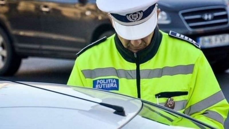 Amenzi usturătoare pentru șoferii care nu respectă noua regulă privind utilizarea fazei scurte