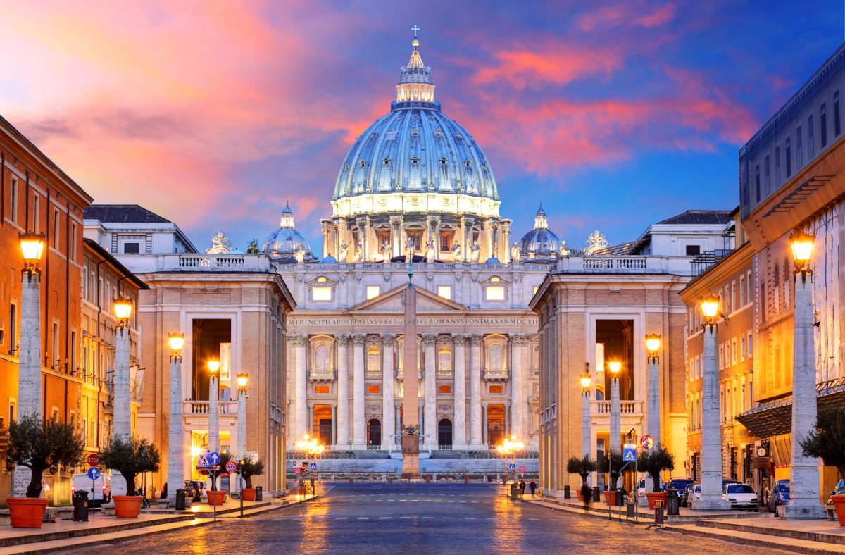 Vaticanul îşi schimbă Legea Fundamentală. Care sunt noile reglementări
