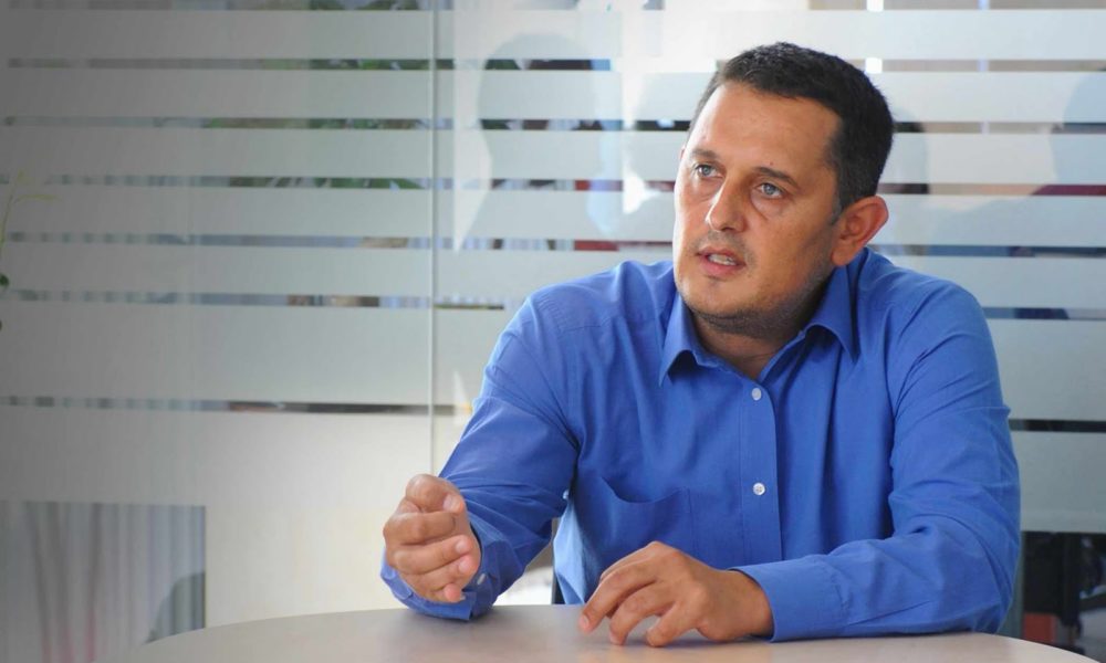 Avocatul Piperea, viitor candidat AUR la Parlamentul European, vrea ca Gabriela Firea să fie susținută de partidul lui Simion pentru un nou mandat de primar al Capitalei