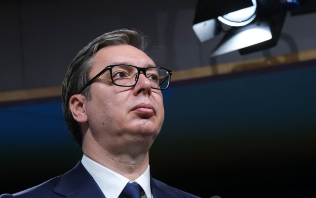 Președintele Serbiei avertizează: „Premierul Kosovo dorește să împingă Serbia într-un război cu NATO”