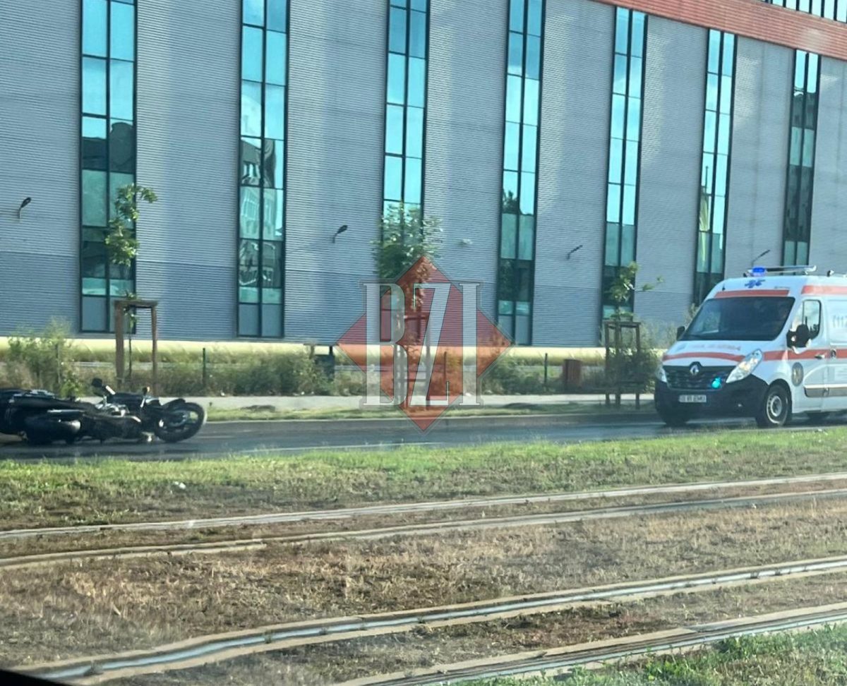 Accident rutier în Baza 3. Un motociclist a fost rănit – FOTO