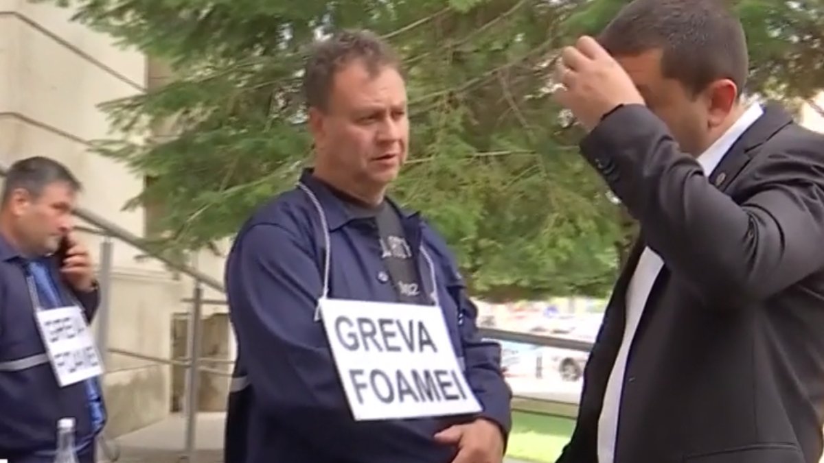 Mai mulți mineri de la CE Oltenia au intrat în greva foamei, după negocierile purtate cu ministrul Muncii, Marius Budăi
