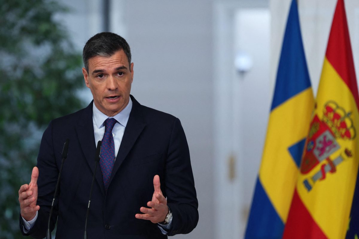 Şeful guvernului spaniol, socialistul Pedro Sanchez, a salutat sâmbătă uniunea stângii radicale în vederea alegerilor legislative din 23 iulie