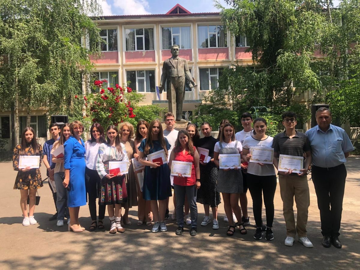 Colegiul Tehnic „Haralamb Vasiliu” Podu Iloaiei a premiat elevii și profesorii pentru rezultatele obținute în acest an școlar la olimpiade și concursuri școlare