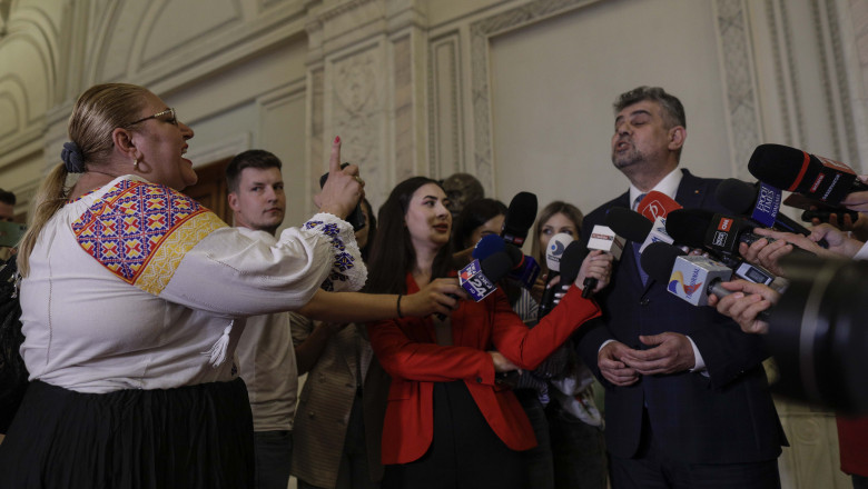 Marcel Ciolacu și Diana Șoșoacă, circ pe holurile Parlamentului. „Doamna, sunteti o mincinoasa ordinară”/„Du-te la America și linge-i clanța!”