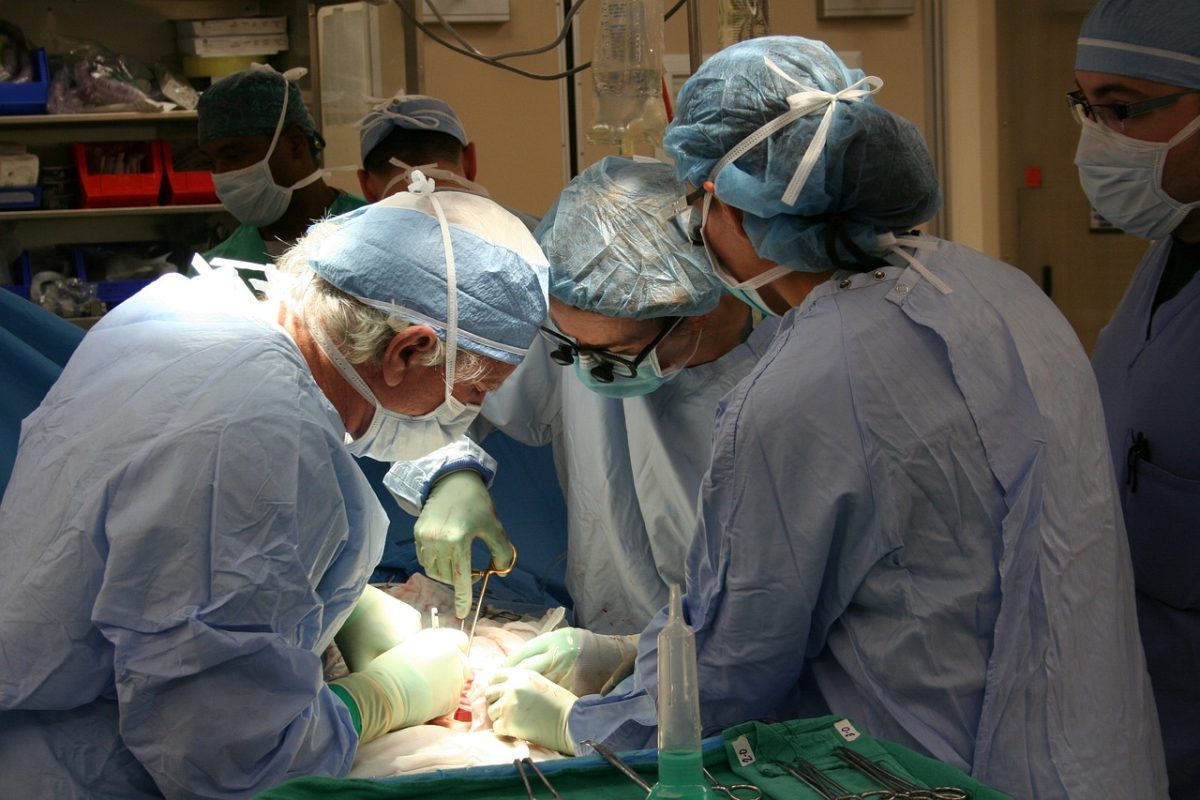 18 oameni au primit o nouă şansă. Prelevări de organe de la patru pacienţi, în mai puţin de 72 de ore, la Iaşi, Târgu Mureş, Cluj şi Oradea