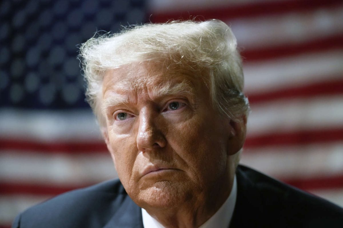 Donald Trump condamnă decizia SUA de a trimite bombe cu dispersie Ucrainei: „Trebuie să oprim această nebunie”