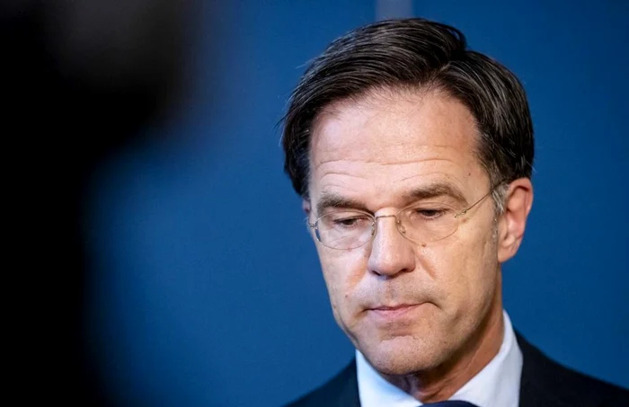 Politica privind refugiaţii, la un pas să prăbuşească coaliţia deja fragilă a premierului olandez Mark Rutte