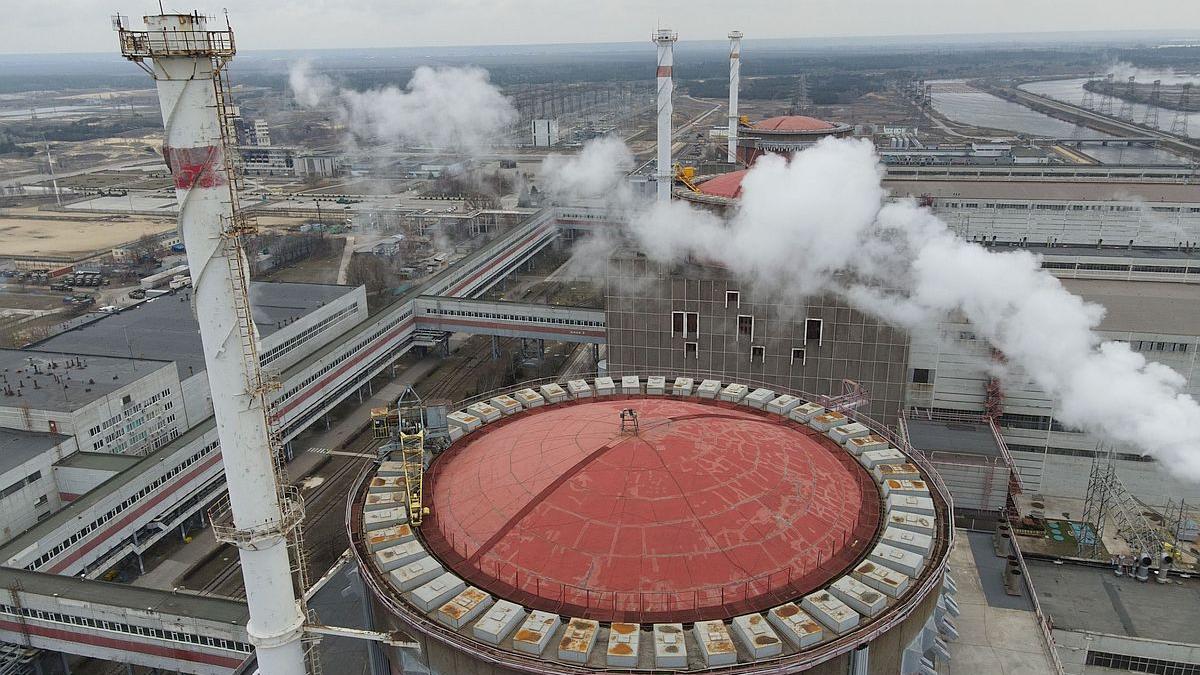 Serviciile secrete anunţă că rușii transportă explozibil și mine la centrala nucleară de la Zaporojie – VIDEO