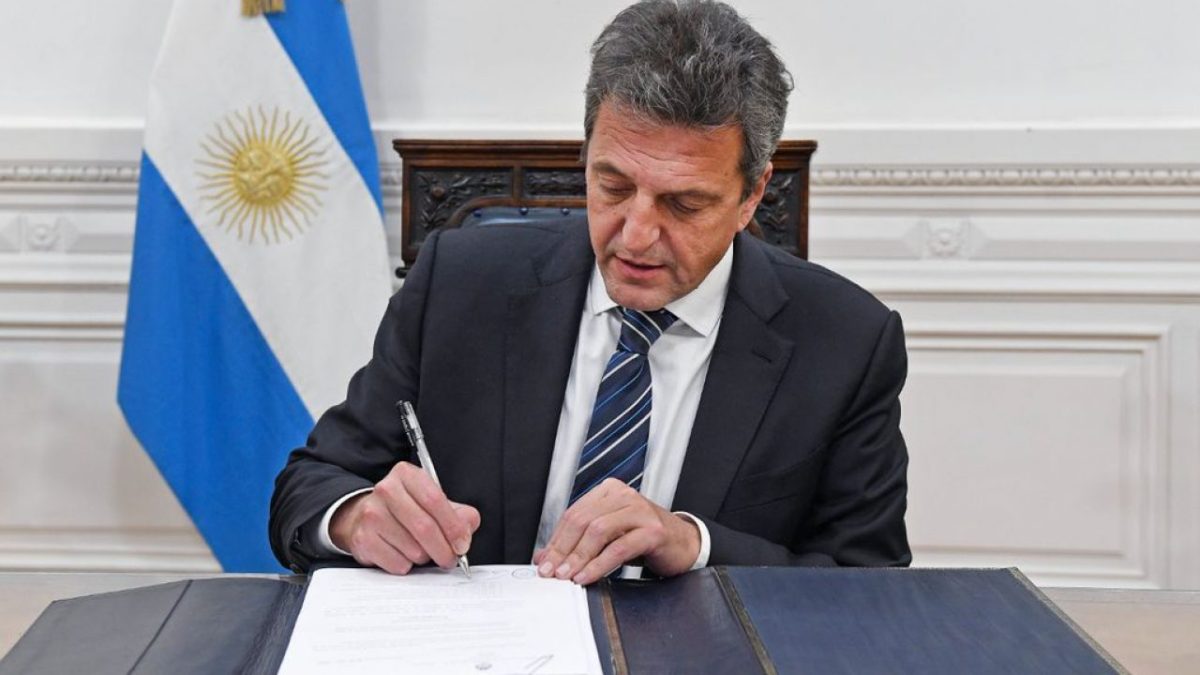 Ministrul argentinian al Economiei, Sergio Massa, anunță măsuri de combatere a inflației și a devalorizării monedei naționale