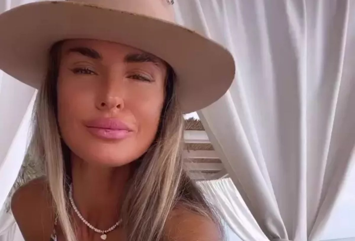 Diana Munteanu, criticată de fani că a exagerat cu operațiile estetice: „Nu mai semeni cu tine”