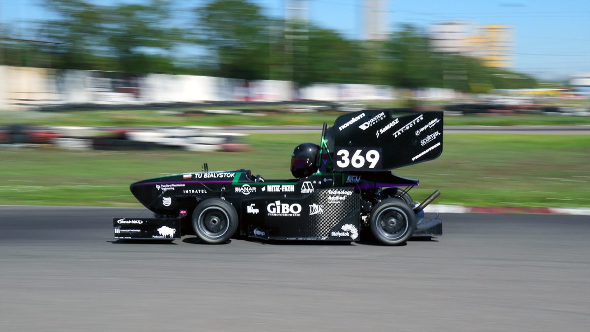 Prima ediție din România a competiției internaționale Formula Student a avut loc la Bacău, sub patronajul Politehnicii ieșene
