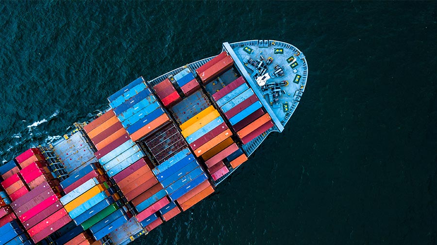 Importurile și exporturile Chinei au scăzut în luna iulie mult mai mult decât se estimase. Ce spun analiștii despre acest fenomen