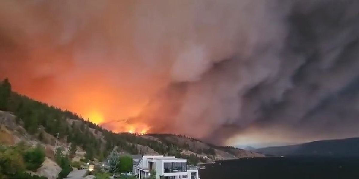 Incendiile din Canada. Aproximativ 30.000 de persoane au primit ordin de evacuare