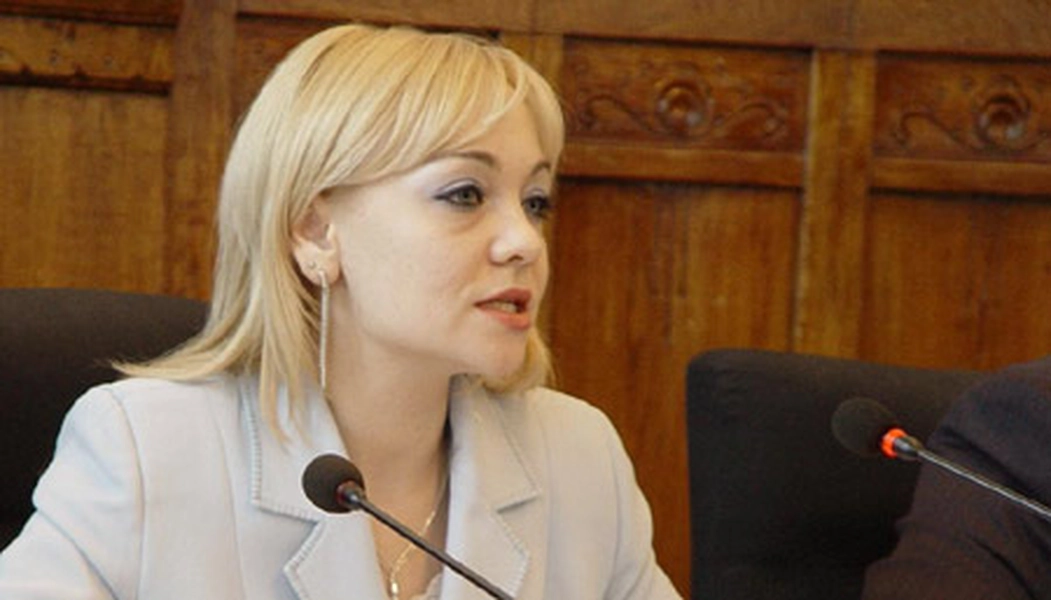 Marcel Ciolacu a eliberat-o pe Ștefania Gabriella Ferencz din funcția de secretar general în Ministerul de Interne