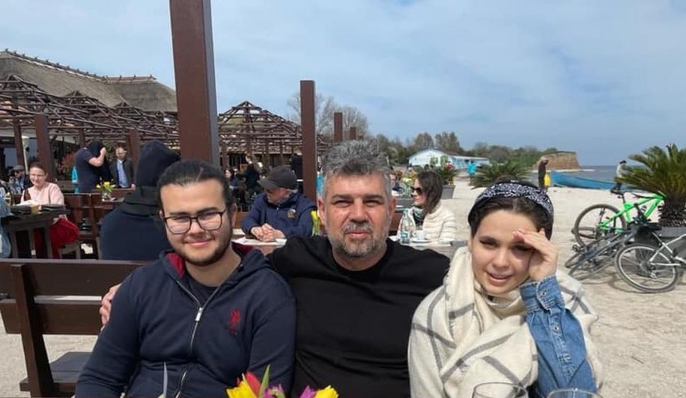Marcel Ciolacu este socru mare. Membrii guvernului petrec astăzi la Buzău, la vila bântuită de fantoma unui mare premier al României