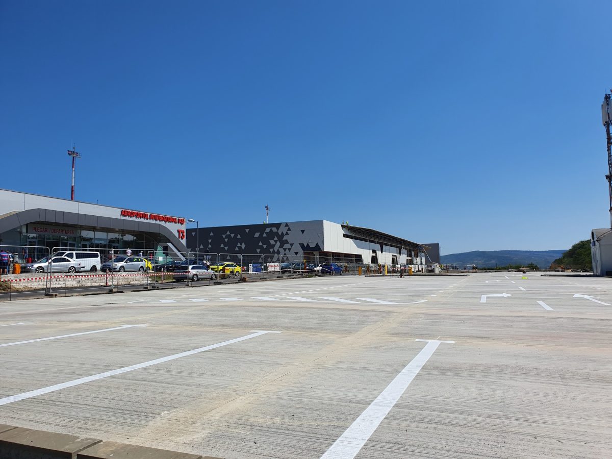 Veste bună pentru ieșeni! Șoferii pot ajunge cu mașina personală la Aeroportul Internațional Iași – FOTO