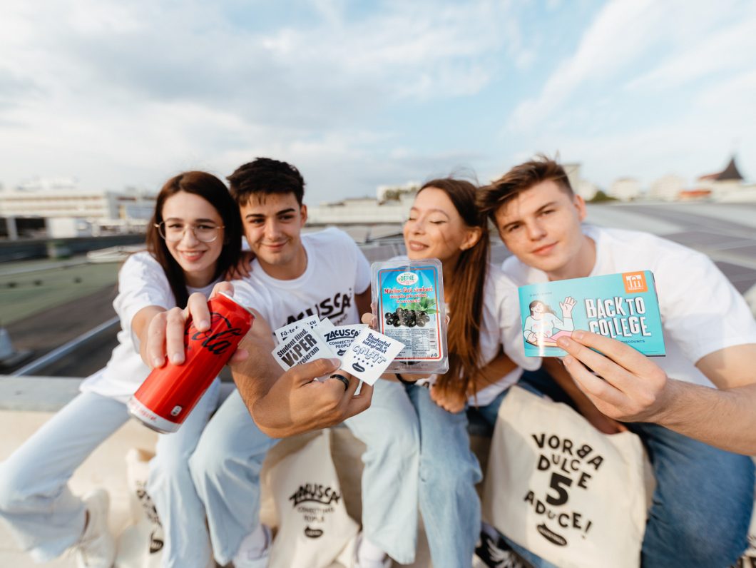 ,,Back to college”, la Iulius Mall: Vino cu carnetul de student, profită de reduceri și ia-ți welcome pack-ul!