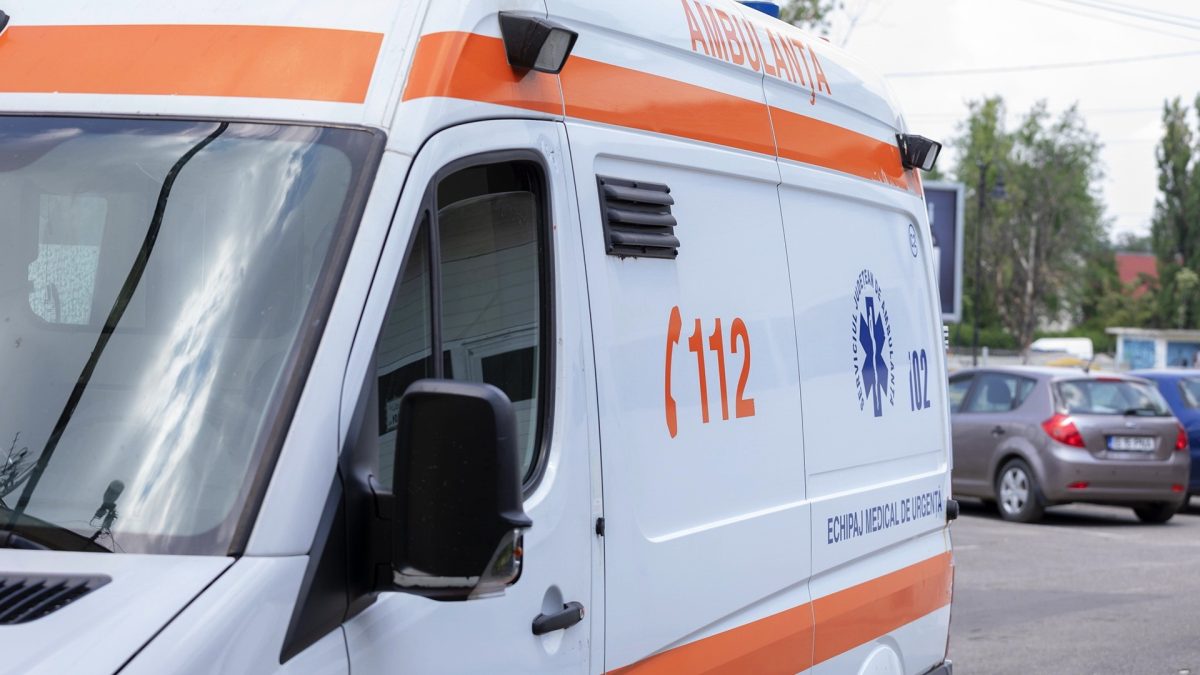 Accident violent pe Drumul European! O ambulanță care intervenea pentru salvarea victimelor, implicată într-un alt incident în trafic – EXCLUSIV