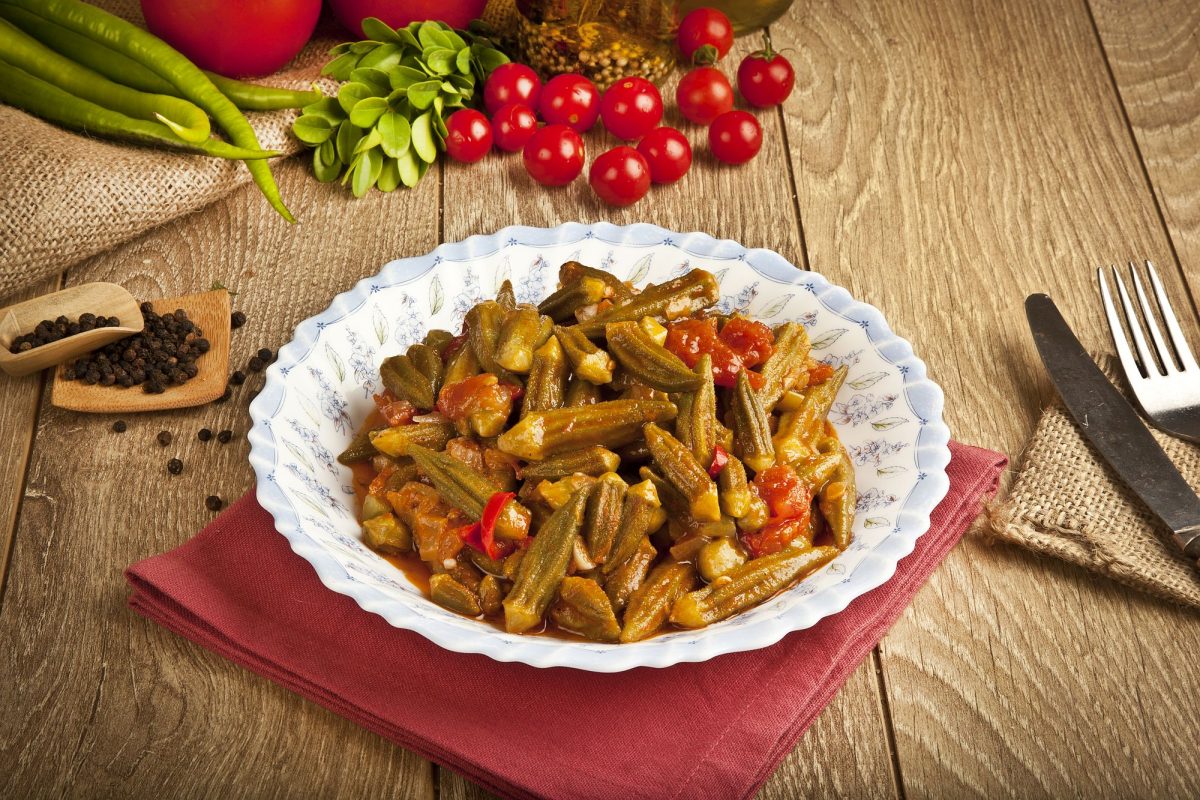 Mâncare de bame. Un deliciu mediteraneean cu un gust deosebit