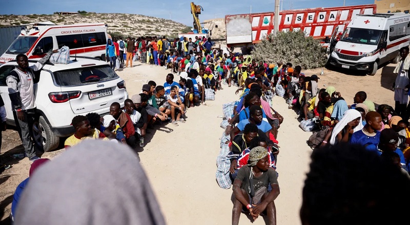 CEDO a sancționat Italia pentru tratamentul acordat unor migranți sosiți pe insula Lampedusa. Ce s-a întâmplat de fapt