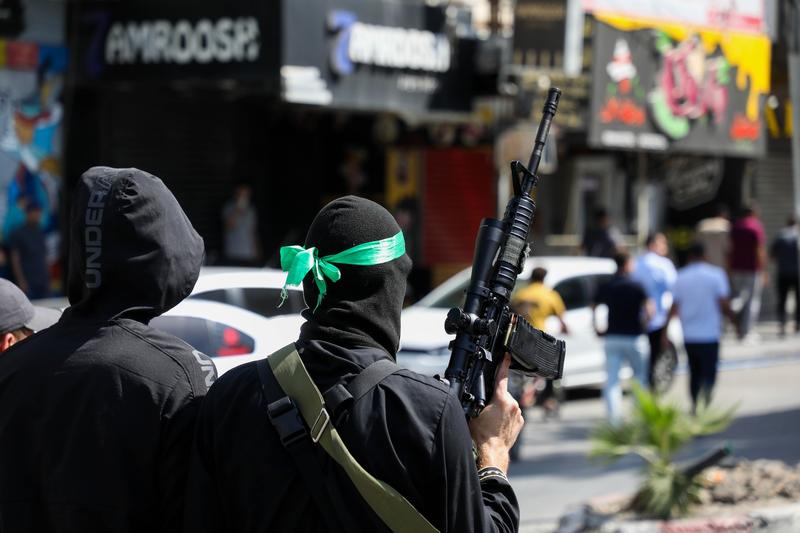 Un român ar fi fost luat ostatic de Hamas