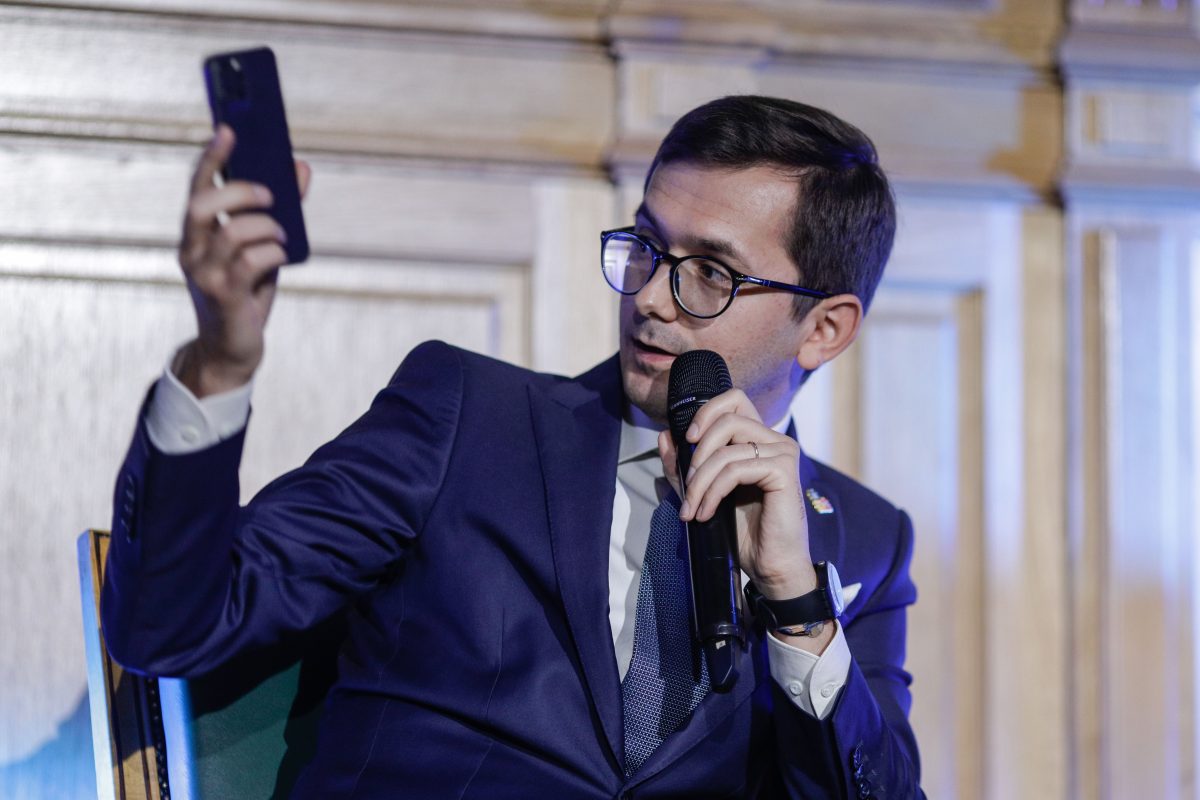 Pavel Popescu demisionează din Parlament. Șefi noi la ANCOM și Curtea de Conturi