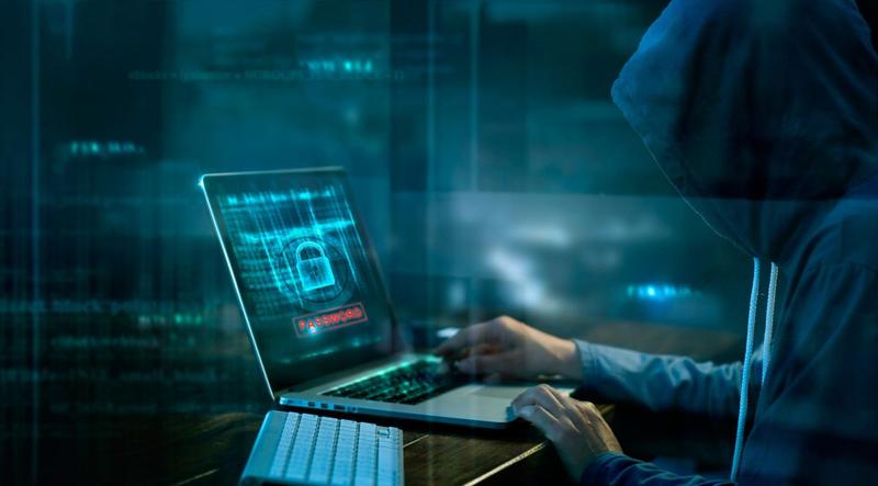 Hackerii ucraineni au spart site-ul Ministerului Muncii din Rusia și ar fi descărcat date ale personalului militar