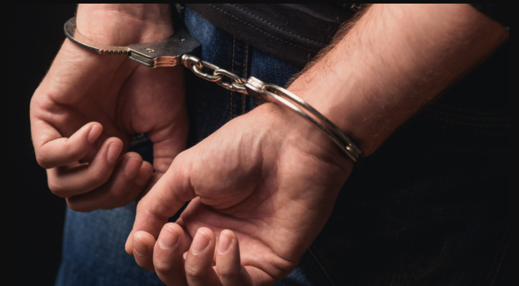 Un bărbat acuzat de omor și căutat de autoritățile spaniole a fost prins de polițiștii din  Bistrița-Năsăud