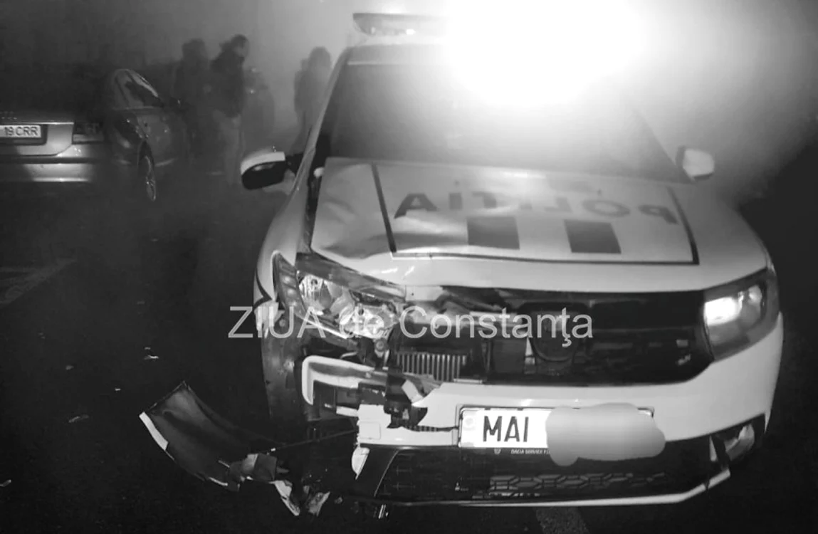 Un bărbat a fost lovit de mașina de poliție. Filmul accidentului de la Constanța