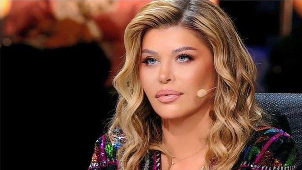 Așa arată Loredana Groza fără machiaj și fără filtre. Diferența e colosală