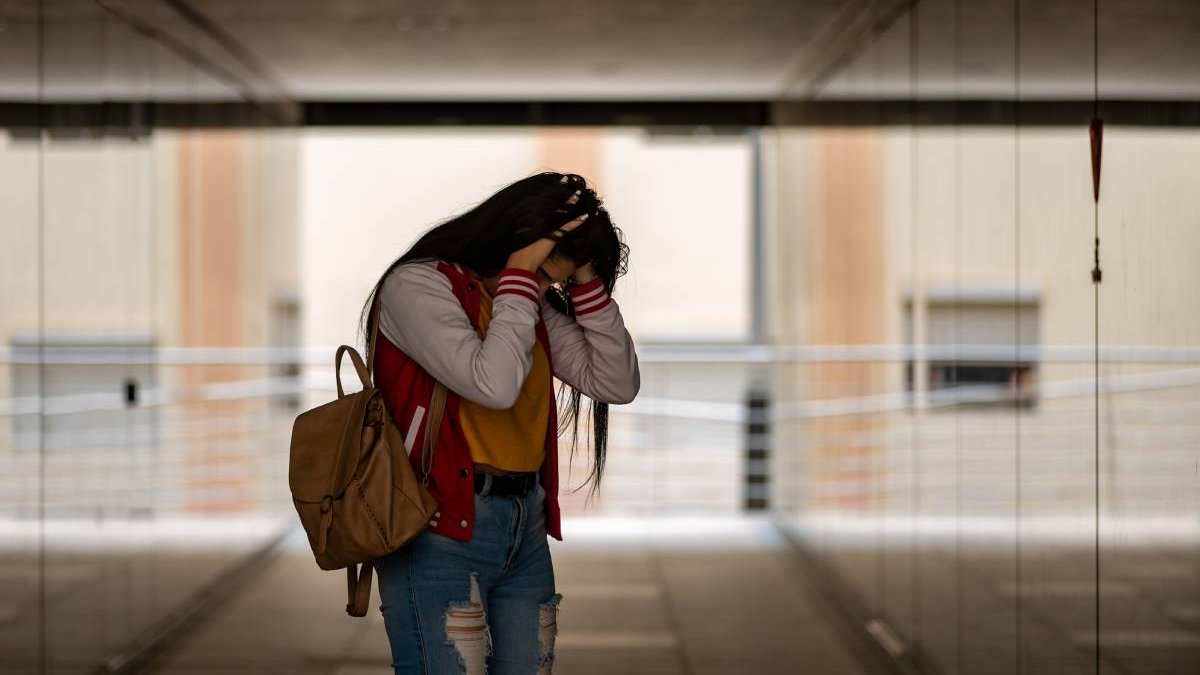 Jumătate dintre copiii de la noi din România vor să plece din țară. Care sunt principalele motive pentru care adolescenții români vor să trăiască în străinătate
