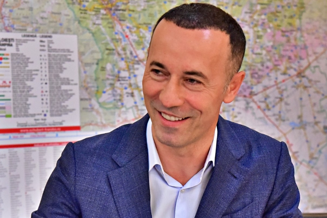 Iulian Dumitrescu și-a dat demisia din toate funcțiile de conducere ale PNL